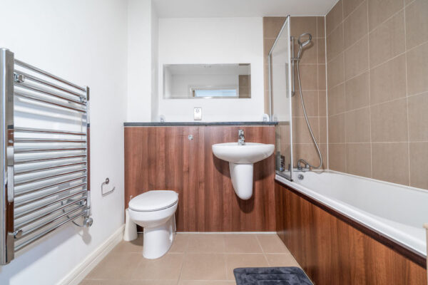 Luxury Pink Apt Refurb 9