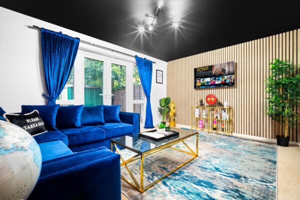 Manchester 4-bed house - full refurbishment