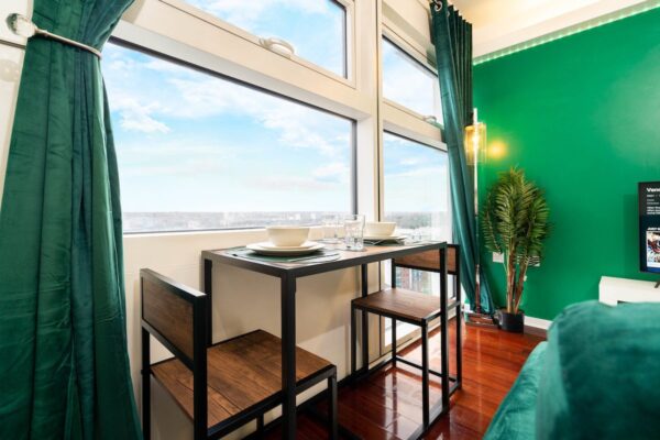 Rolex Themed Studio Apt 8