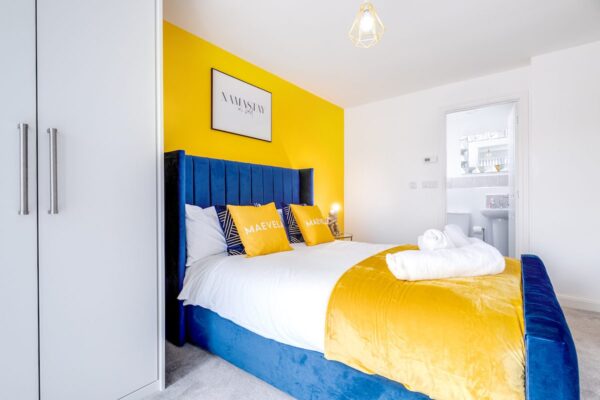 2 Bed Apt City Centre - Deep Refurb 4