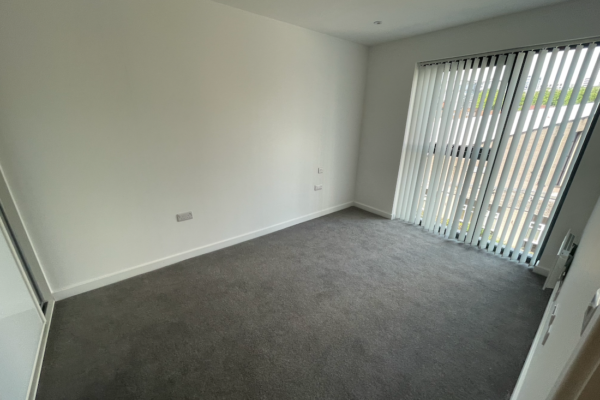 1 Bed Pink Apt Refurb 63