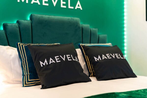 Rolex Themed Studio Apt 18