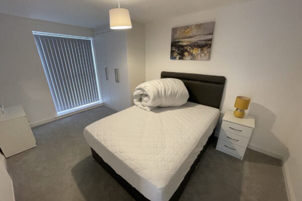 Modern 2-bed apartment refurbishment