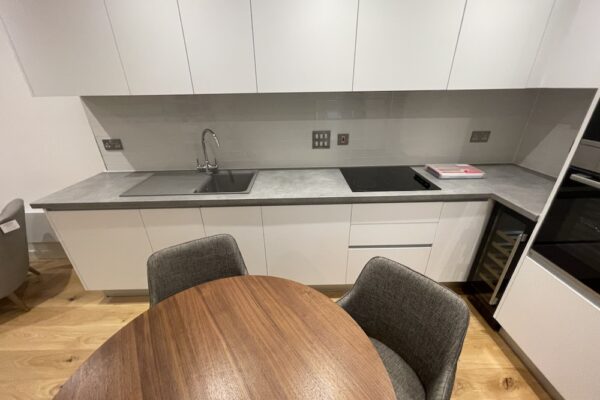 1 Bed Pink Apt Refurb 17