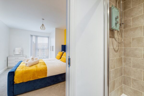 2 Bed Apt City Centre - Deep Refurb 5