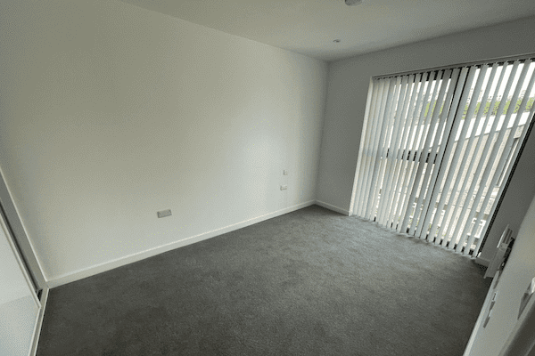 1 Bed Pink Apt Refurb 48