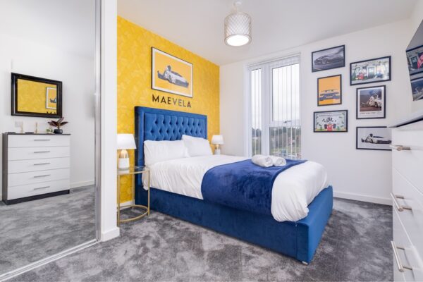2 Bed Lambo Penthouse Refurb 39