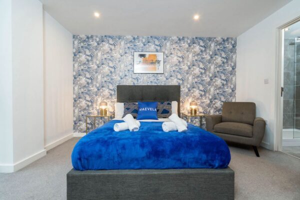 2 Bed Apt Refurb 1