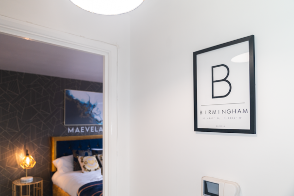 2 Bed Luxury Penthouse Refurb 13