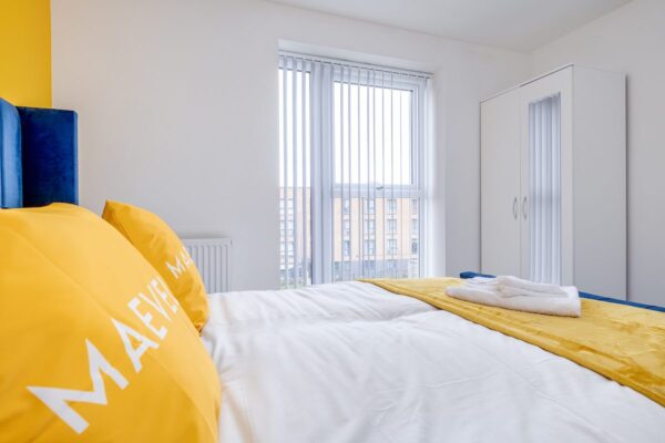 2 Bed Apt City Centre - Deep Refurb 8