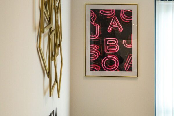 1 Bed Pink Apt Refurb 44