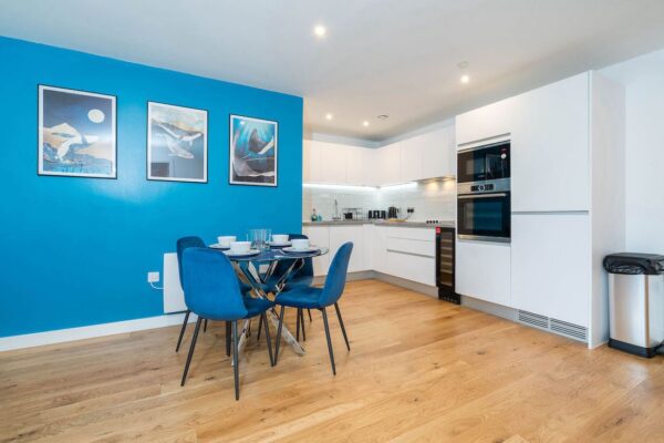 2 Bed Apt Refurb 17