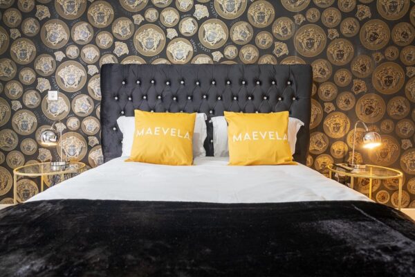 Versace Style Refurb 1 Bed 3