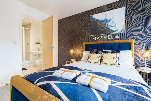 2 Bed Luxury Penthouse Refurb 9