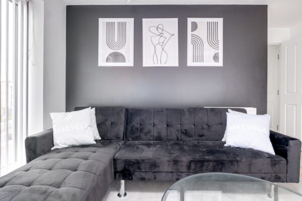 2 Bed Apt City Centre - Deep Refurb 12