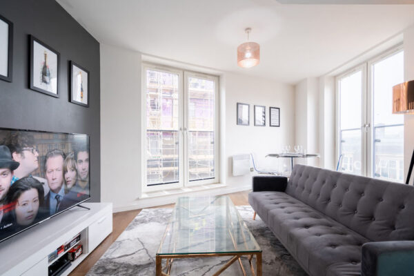 Luxury Pink Apt Refurb 22