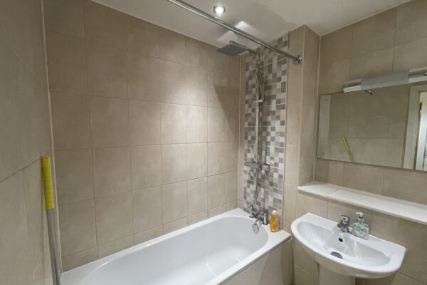 Versace Style Refurb 1 Bed 44